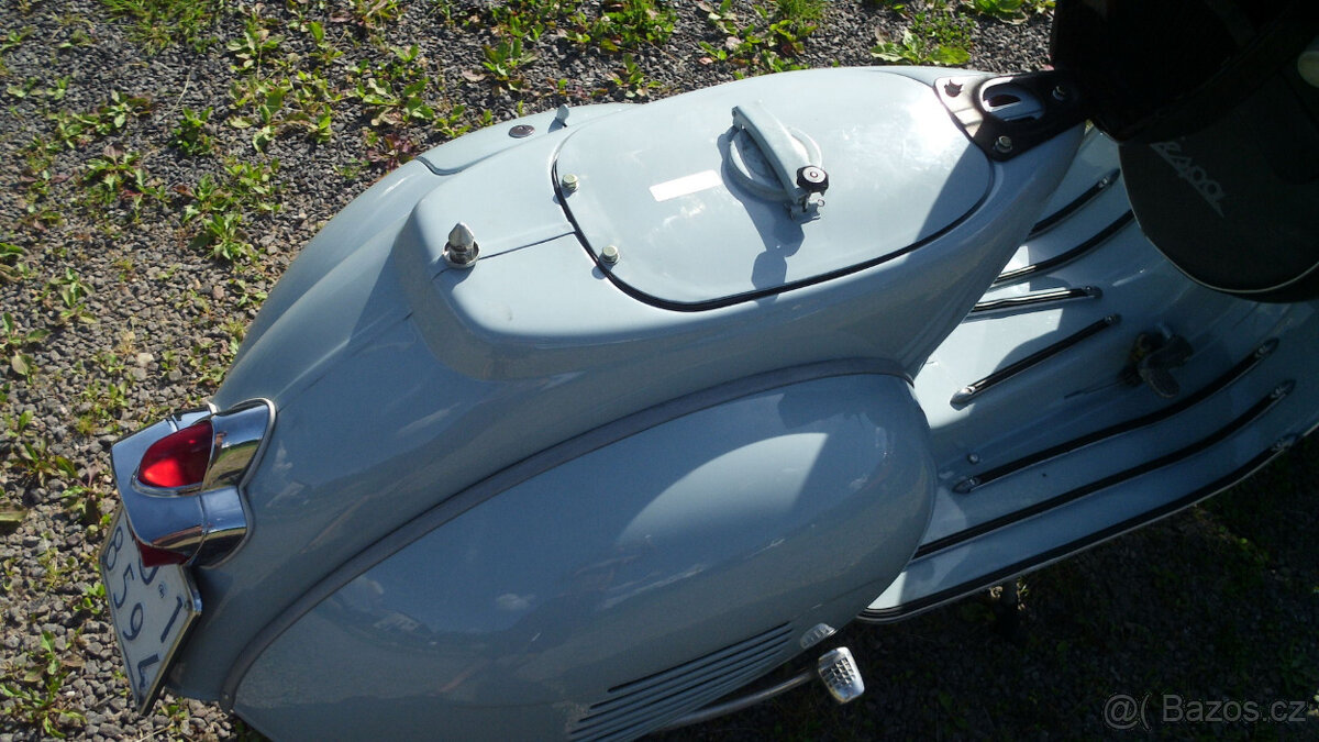 Piaggio Vespa 125 VNB1 - 8
