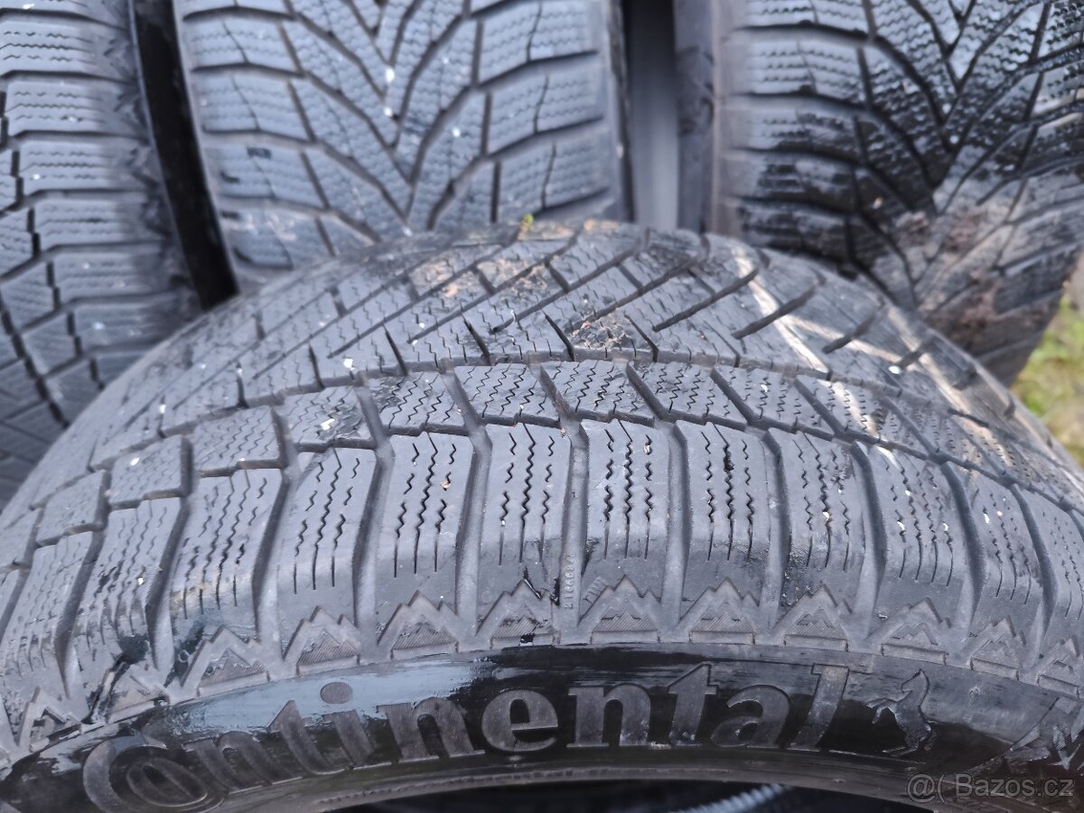 Zimní pneu 235/55/17 - 8