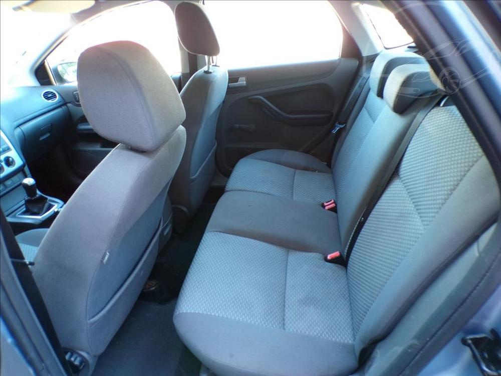 Ford Focus 1,8 16V KLIMATIZACE - 8