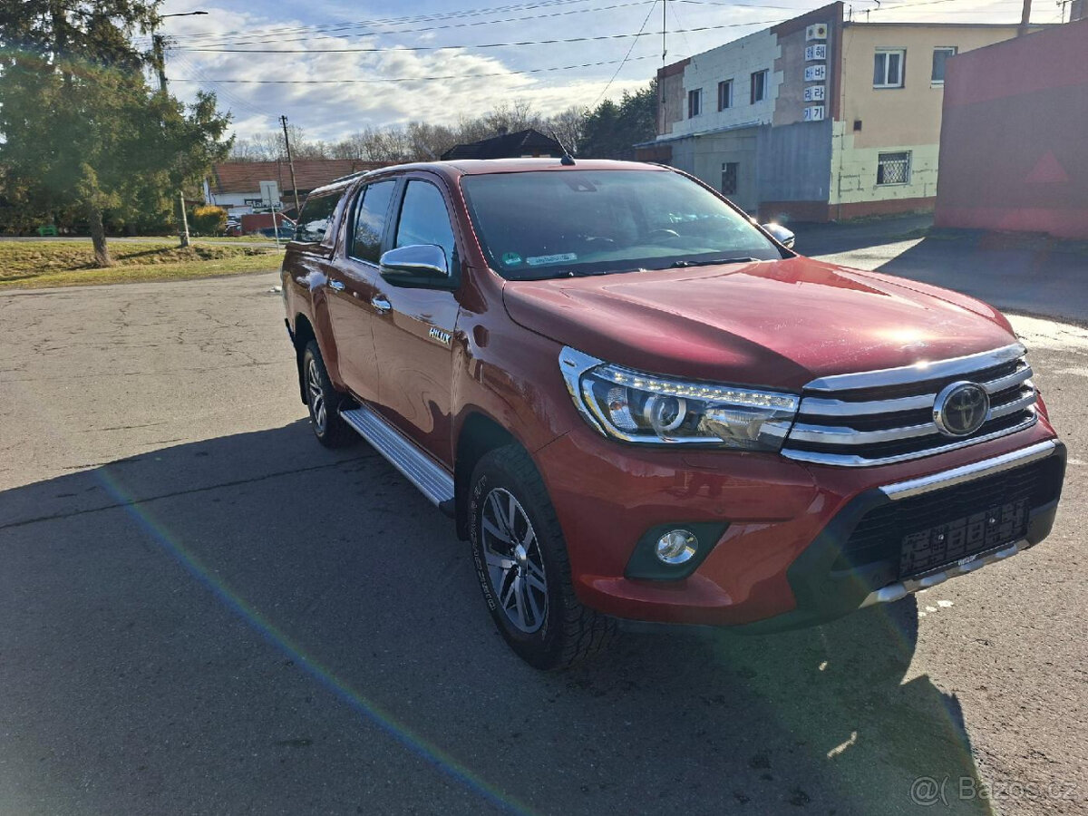 Toyota hilux 2,4 d4d automat 3/2018 max výbava - 8
