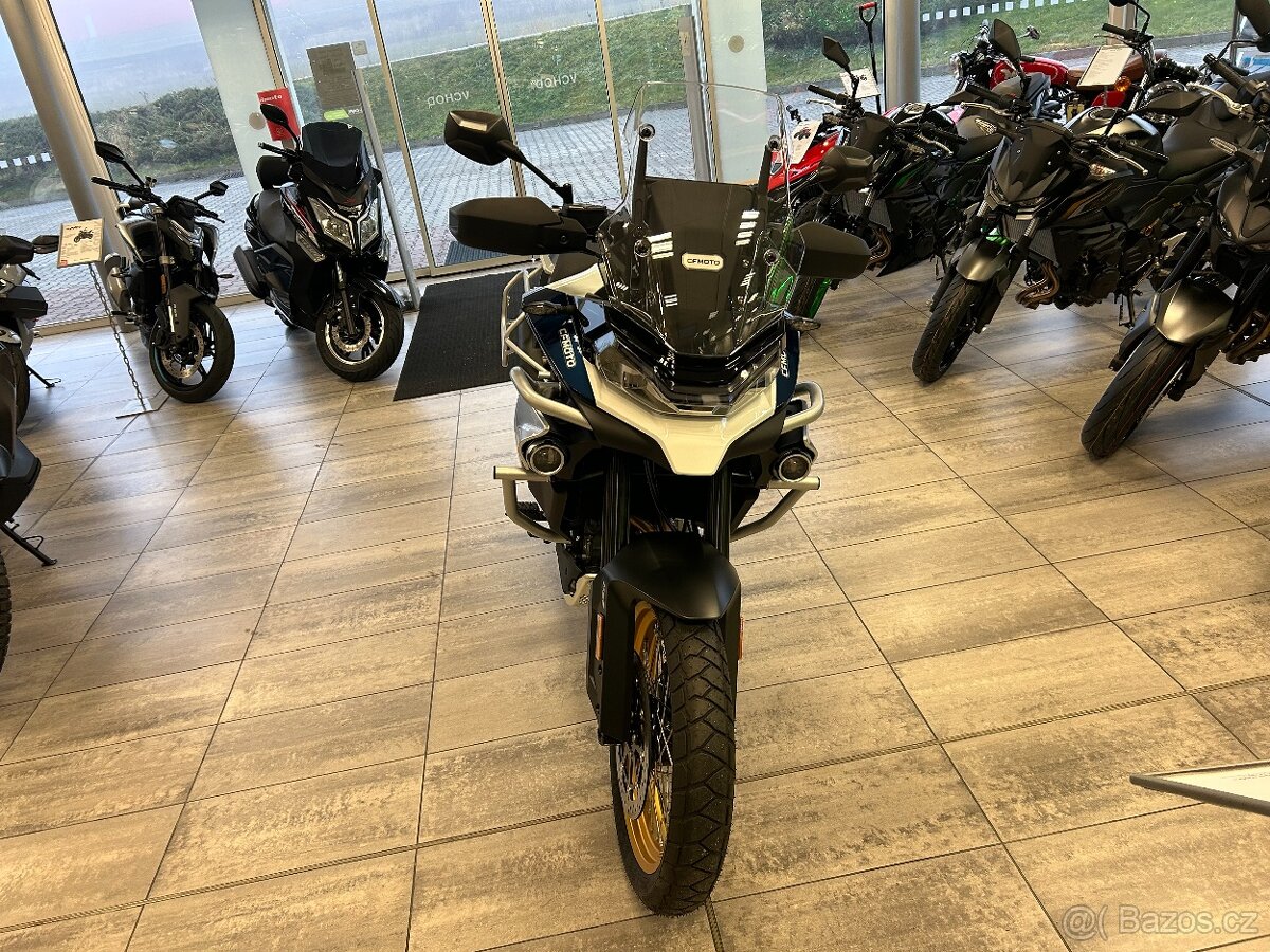 CF Moto MT 800 Explore 2026 - 8