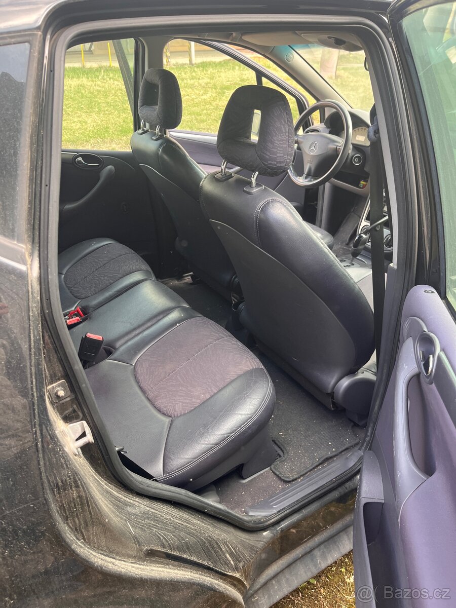 Mercedes Benz A 190 - 8