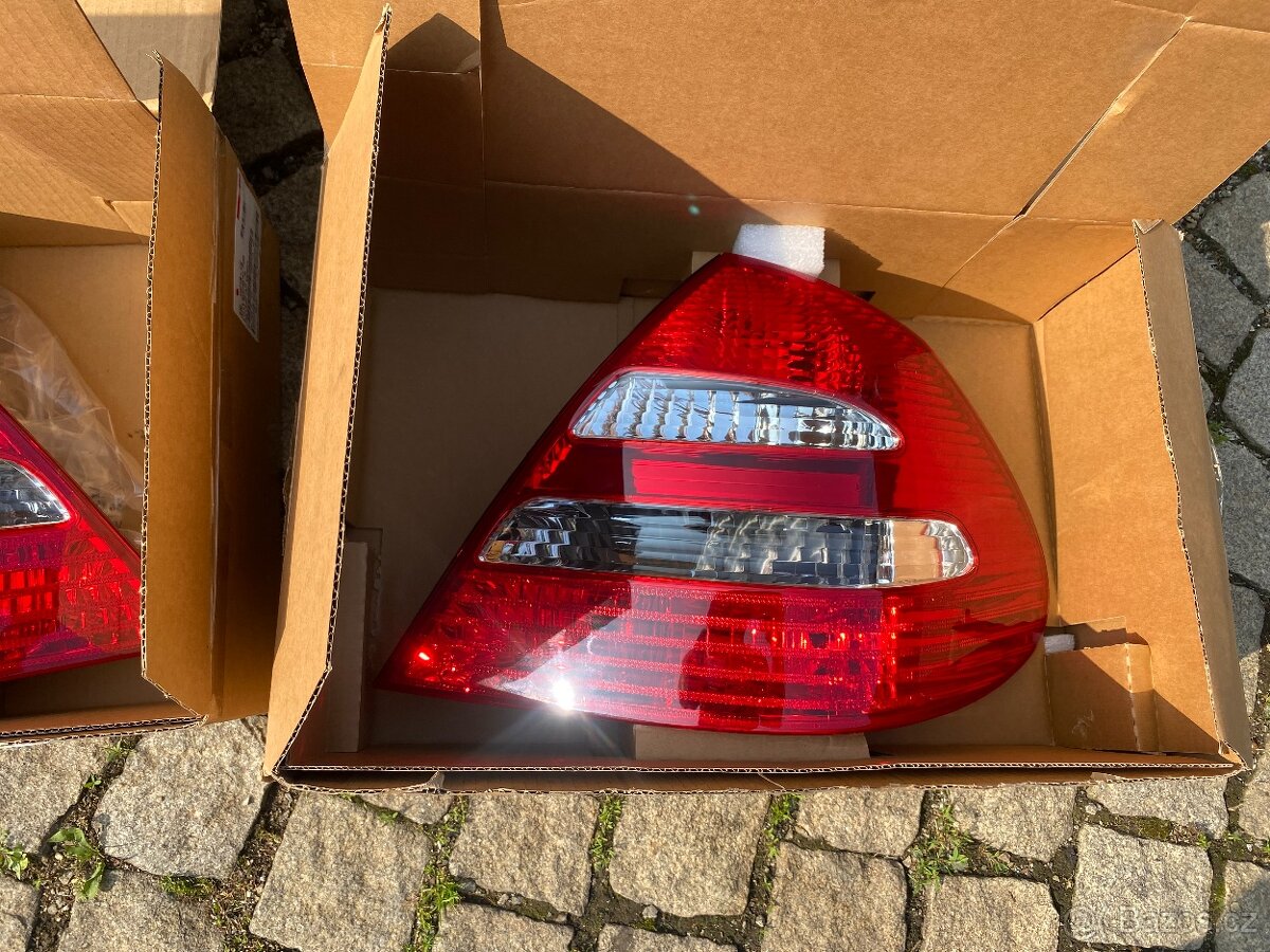 MERCEDES E,W211 - ZADNÍ LAMPY KOMBI I SEDAN,NOVÉ - 8