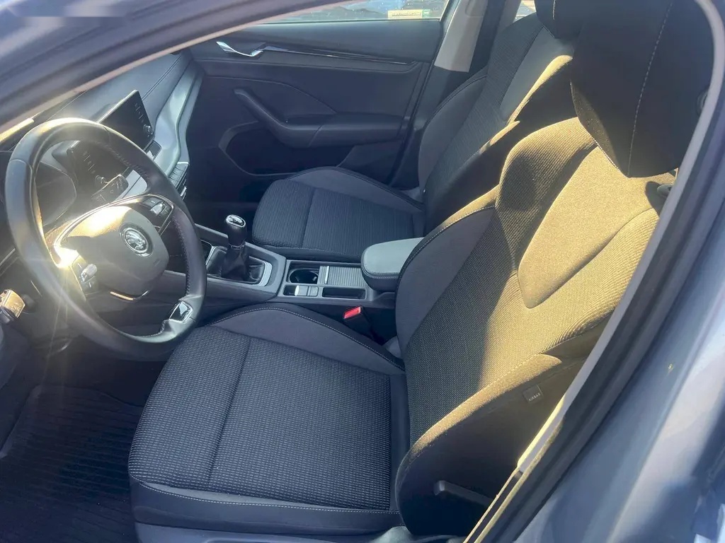 Škoda Octavia, 2.0TDi 85kW Ambition - 8