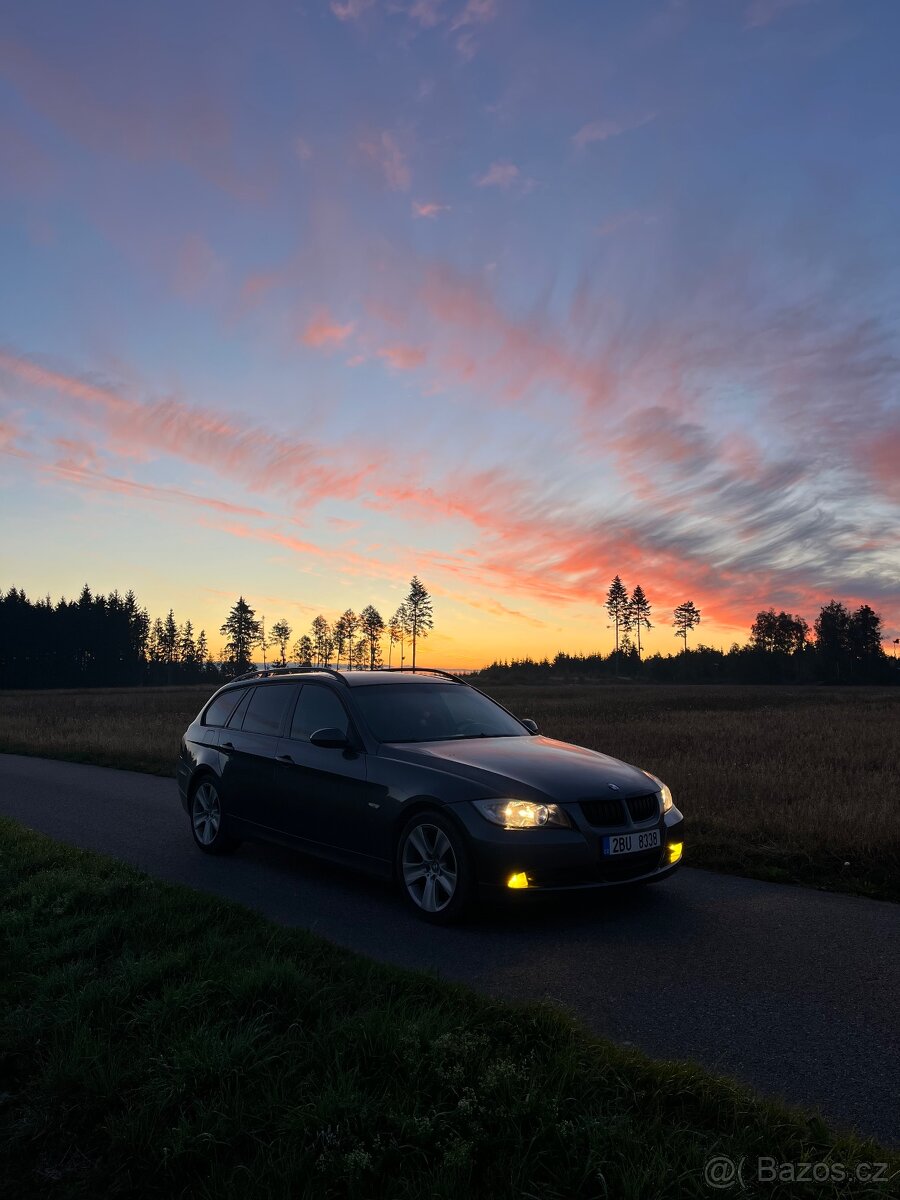 BMW e91 320d 120kw - 8