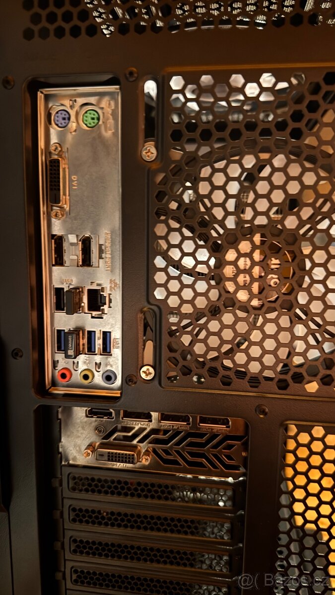 🔥 HERNÍ PC – RX 570 8GB / i5 / 16GB RAM / SSD + HDD / ARGB 🔥 - 8