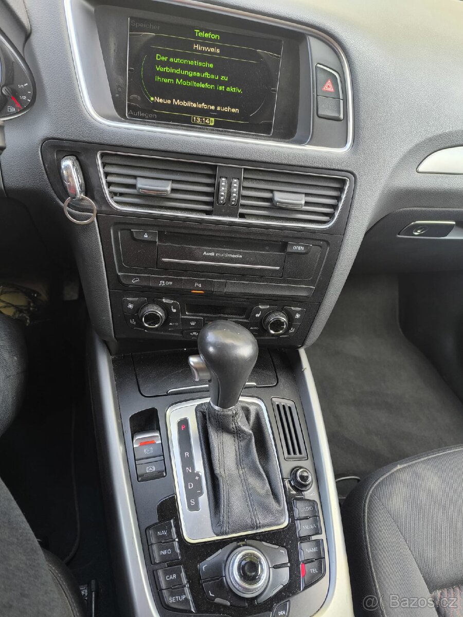 AUDI Q5 2,0 TDI QUATTRO - 8