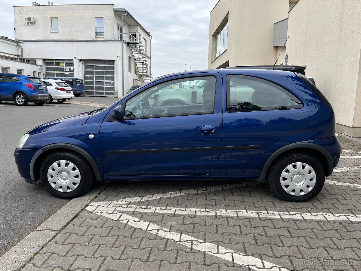 Corsa nájezd: 85km, r.v. 2005 klimatizace - 8