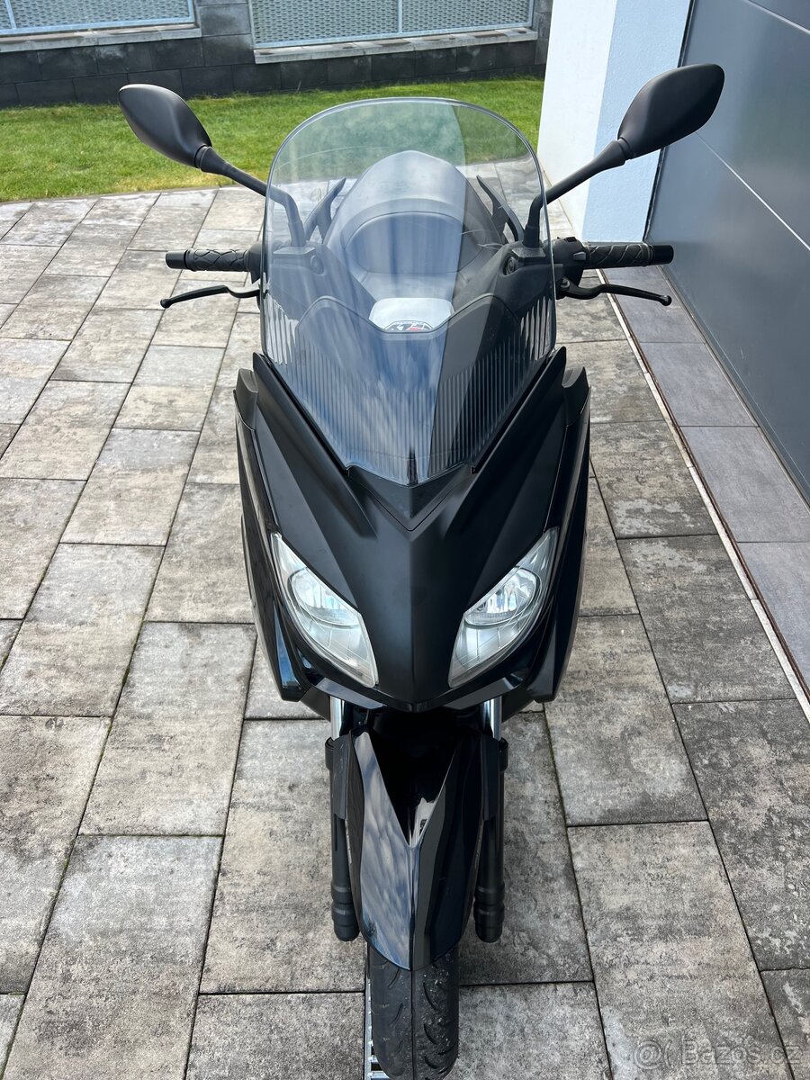 Yamaha X-max 125 s ABS - 8