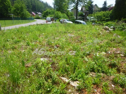 PRODEJ STAVEBNÍHO POZEMKU - 8