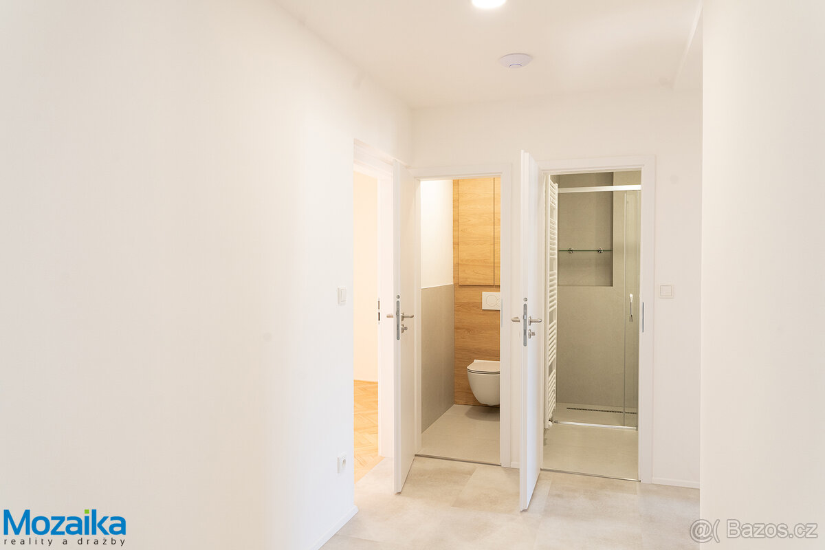 Pronájem bytu 3+kk + pokoj bez okna, po rekonstrukci, na nám - 8