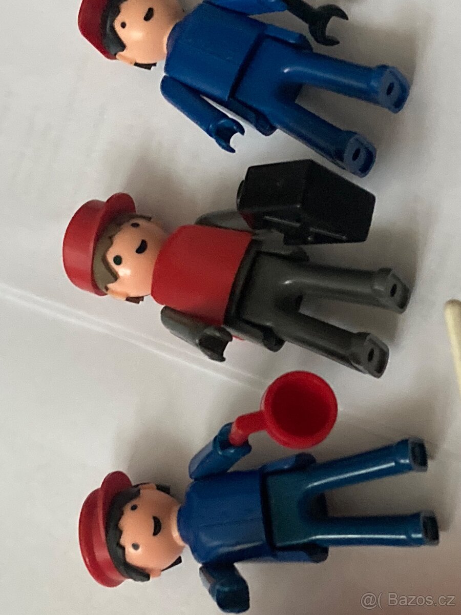 Staré figurky igráčka - 8