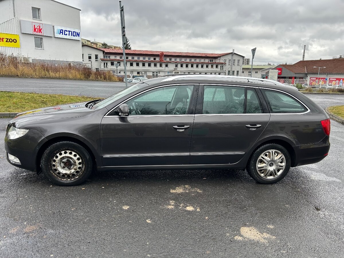Škoda Superb 2,0 TDI - 8