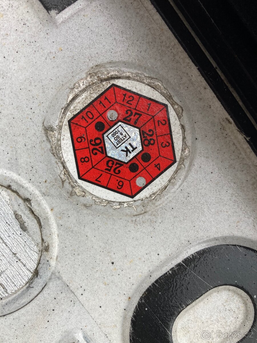 VW Golf PLUS 2,0TDi 103kw - 8