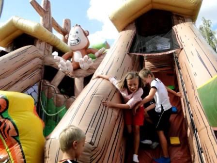 Nafukovací atrakce Opičí dráha - 8