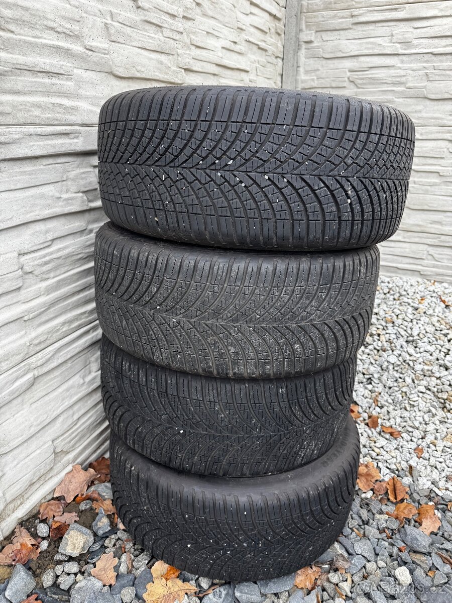 Goodyear 4 seasons Vector 235/40 r19 - zanovni - 8