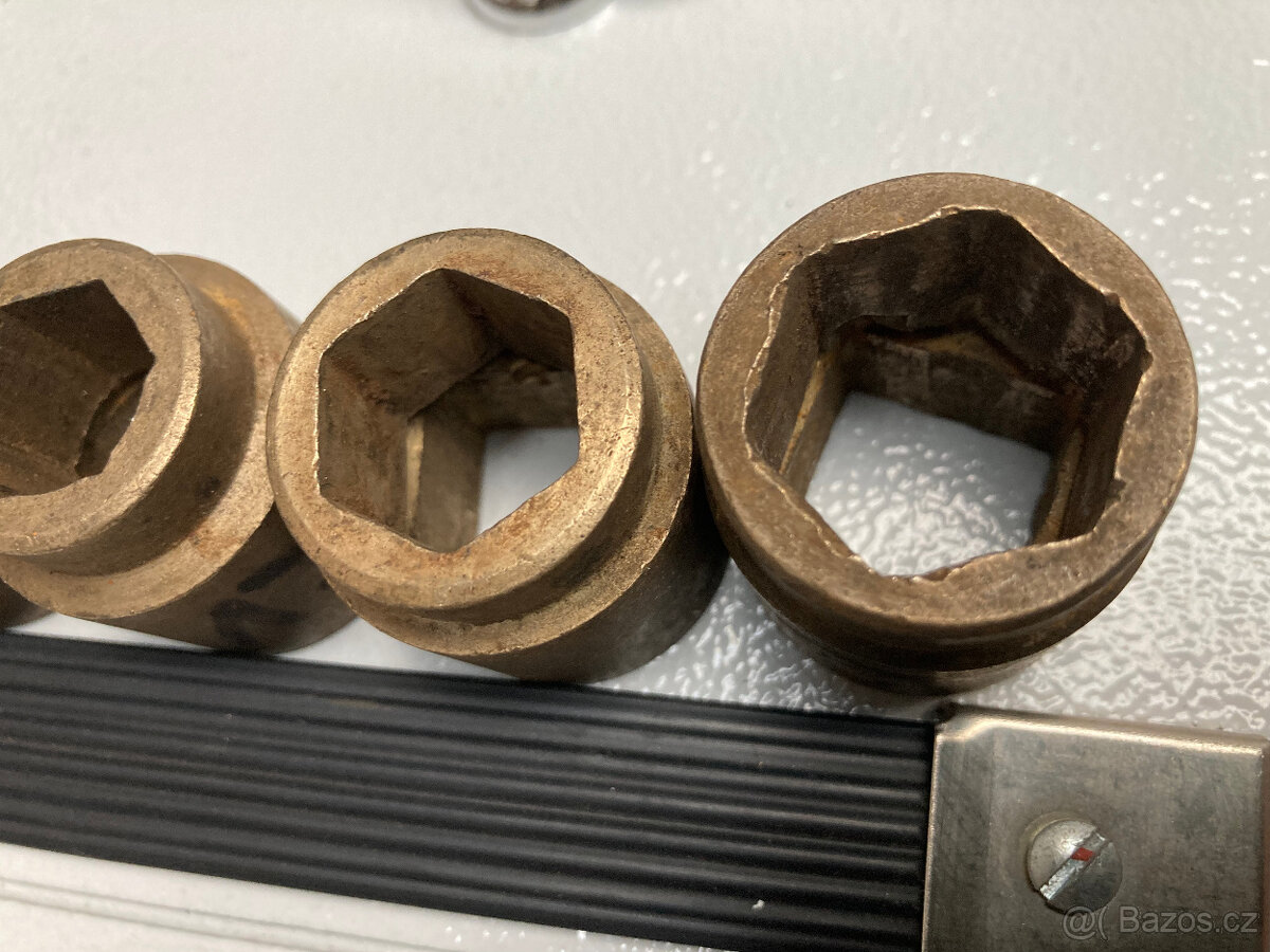 KLíče nástrčné použité sada 5 ks za 500 kč s poštou - 8