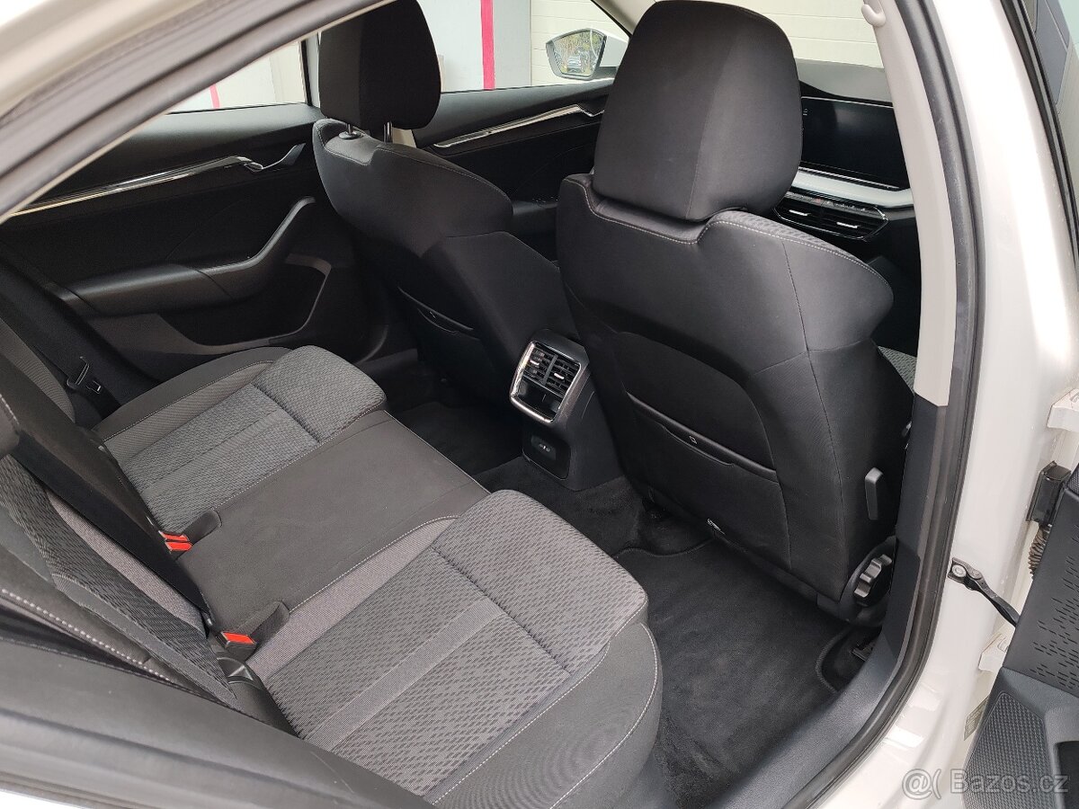 Prodám Škoda Octavia 2.0TDI 110KW DSG Style 1Maj ČR DPH - 8