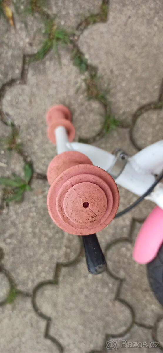 Odrážedlo dívčí s ruční brzdou - 8