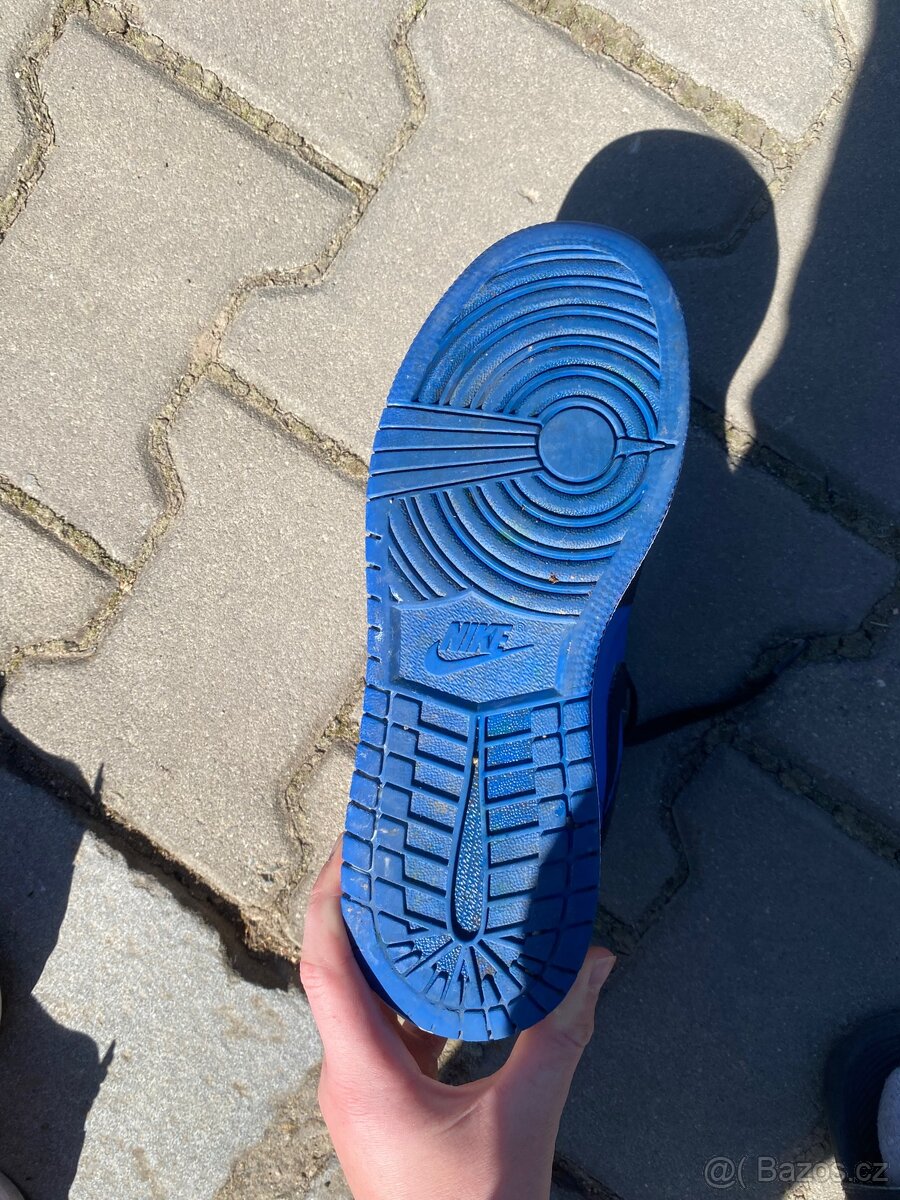Jordan 1 mid - 8