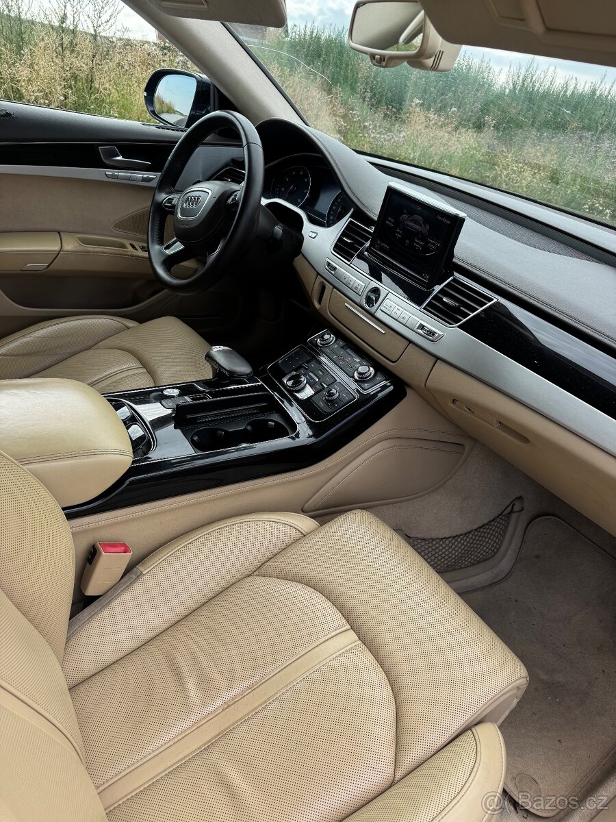 Prodám Audi A8 4.2 FSI – look S8 - 8