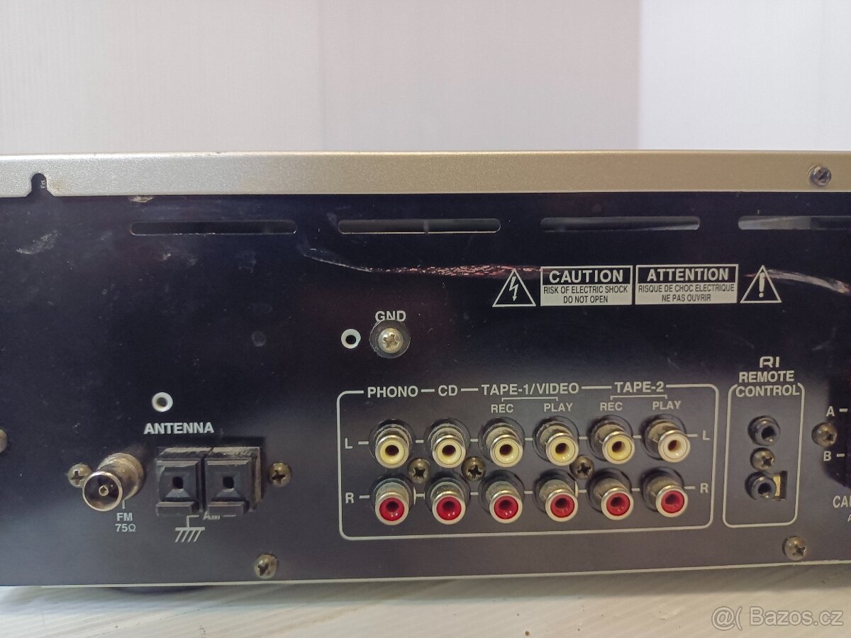 ONKYO TX-8210R rádio se zasilovačem - 8