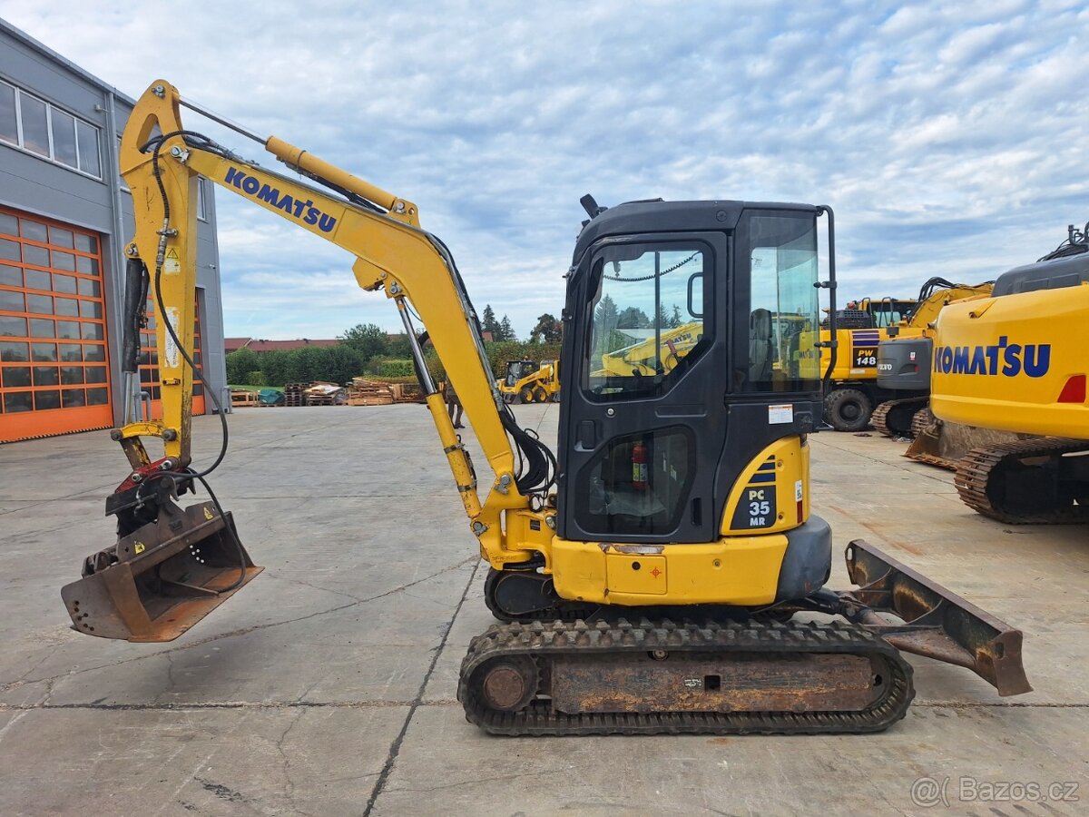 KOMATSU PC 35 MR - 3 - 8