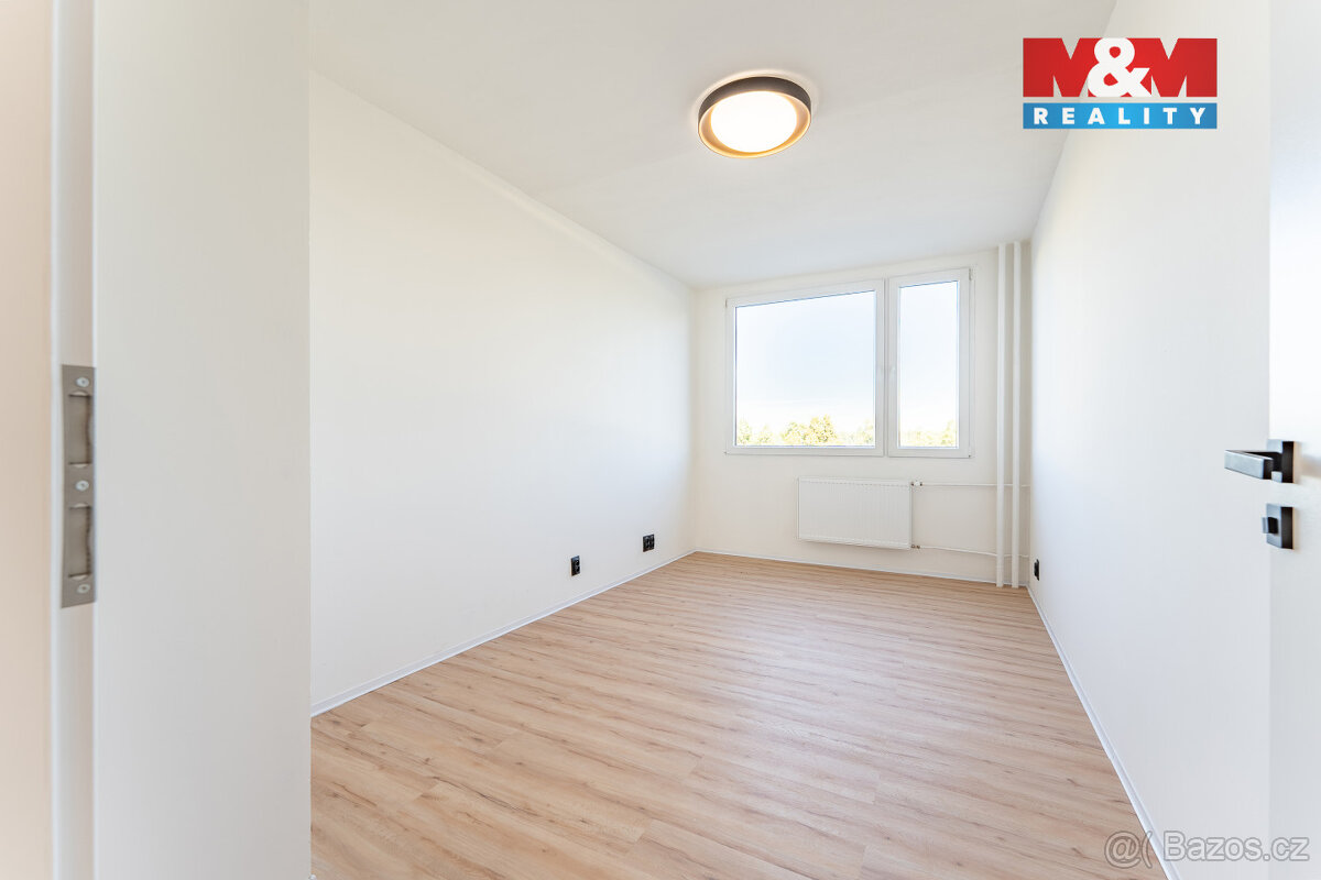 Prodej bytu 3+1, 74 m², Praha, ul. Poznaňská - 8