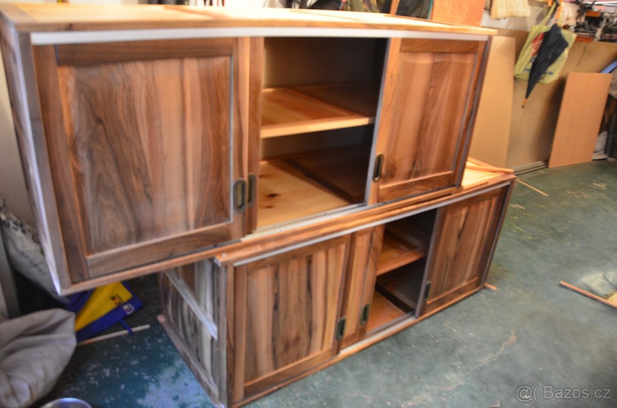 skříně s nástavci, masiv ořech - 8