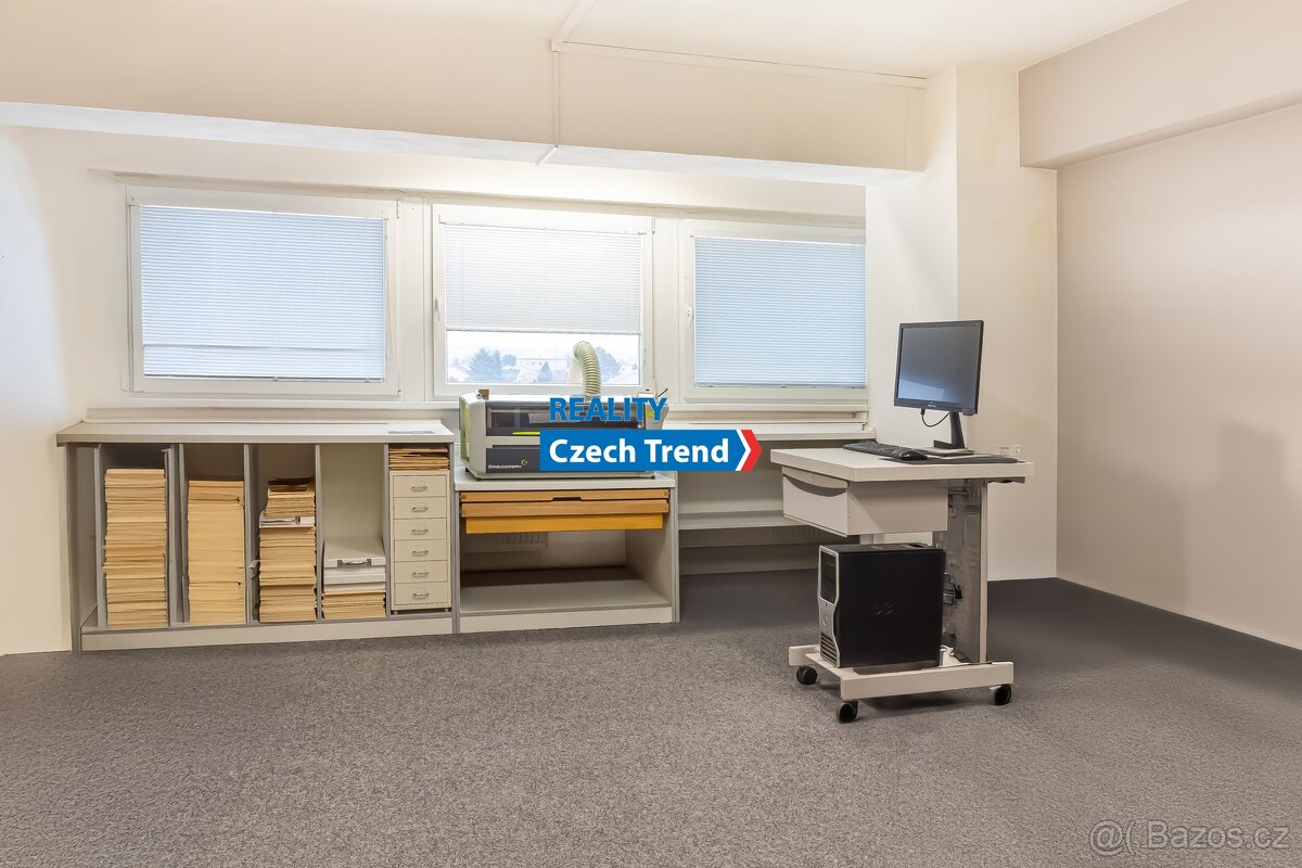 Pronájem kanceláře, 77,56 m² - Olomouc - Holice, ev.č. 02882 - 8