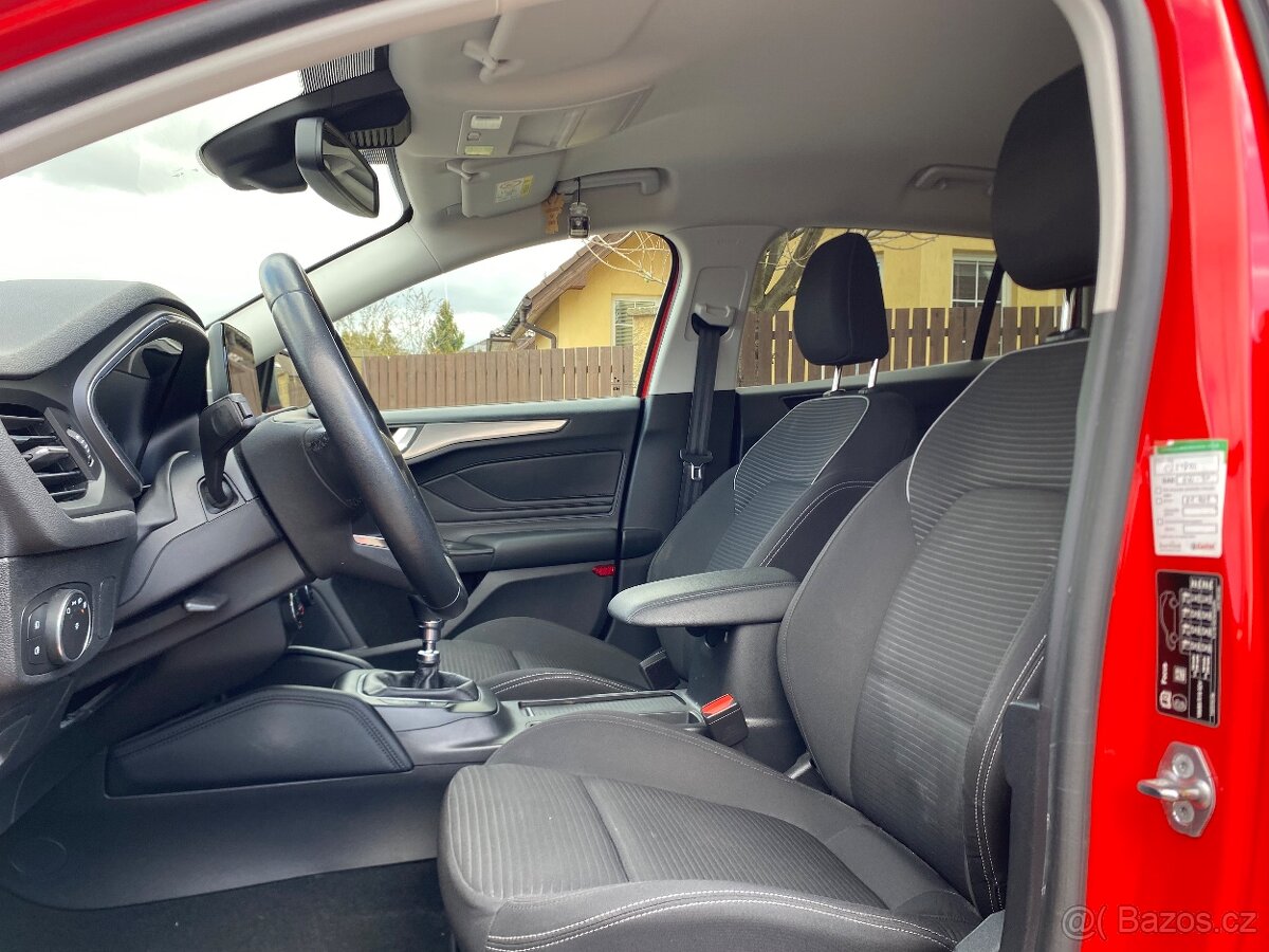 Ford Focus Turnier 1.5 EB Titanium 1. maj 11/2019 - 8