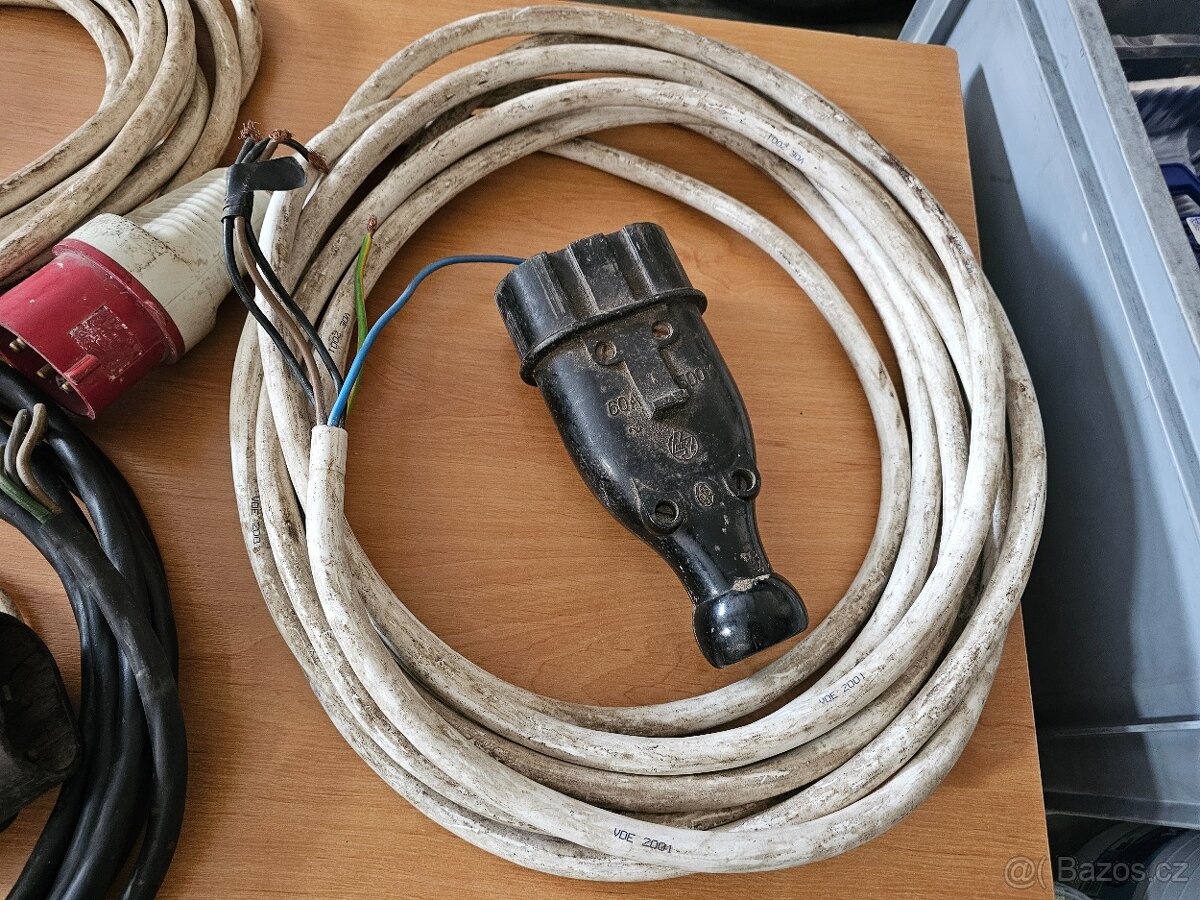 Zásuvky a kabely 230V + 380V - 16A, 25A, 32A, 60A - 8