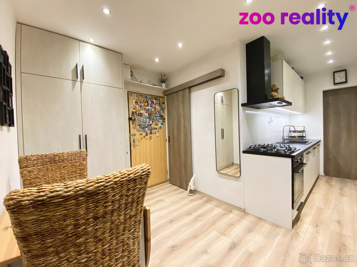 Prodej, byt 2+1, 60 m2, OV, Chomutov, ul. Komenského - 8