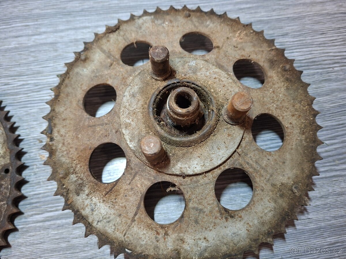 Jawa 50 pionyr, mustang - rozeta - 8