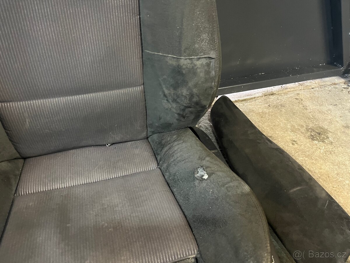 Bmw e39 touring interiér - 8