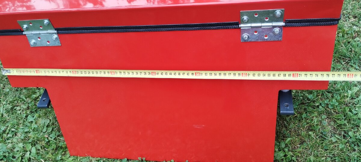 Bedna, úložný prostor Yanmar - 8