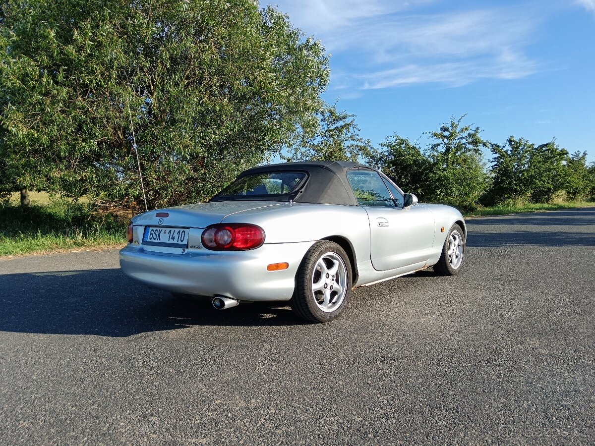 Mazda MX-5 NBFL - 8