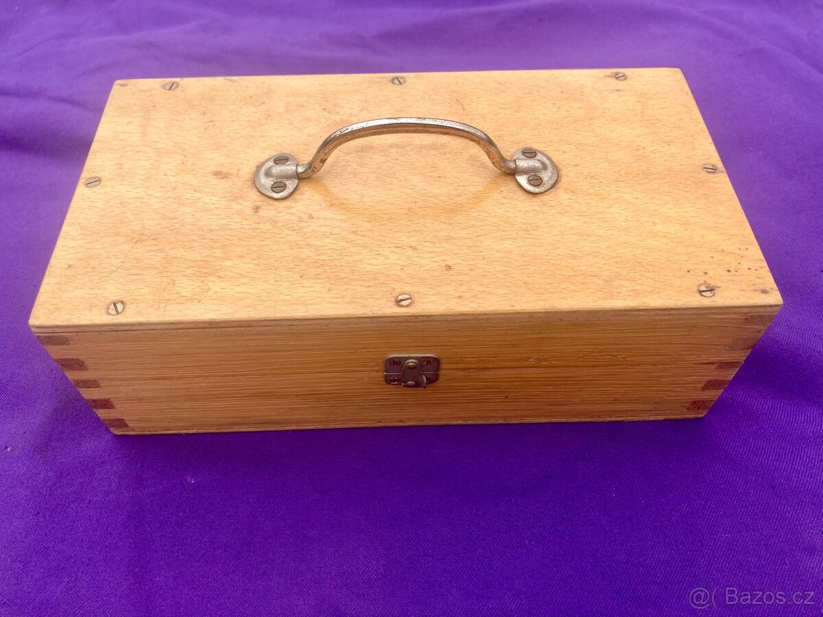 Měřič síly větru ruční typ 825 Metra Praha cena 1000 Kč - 8