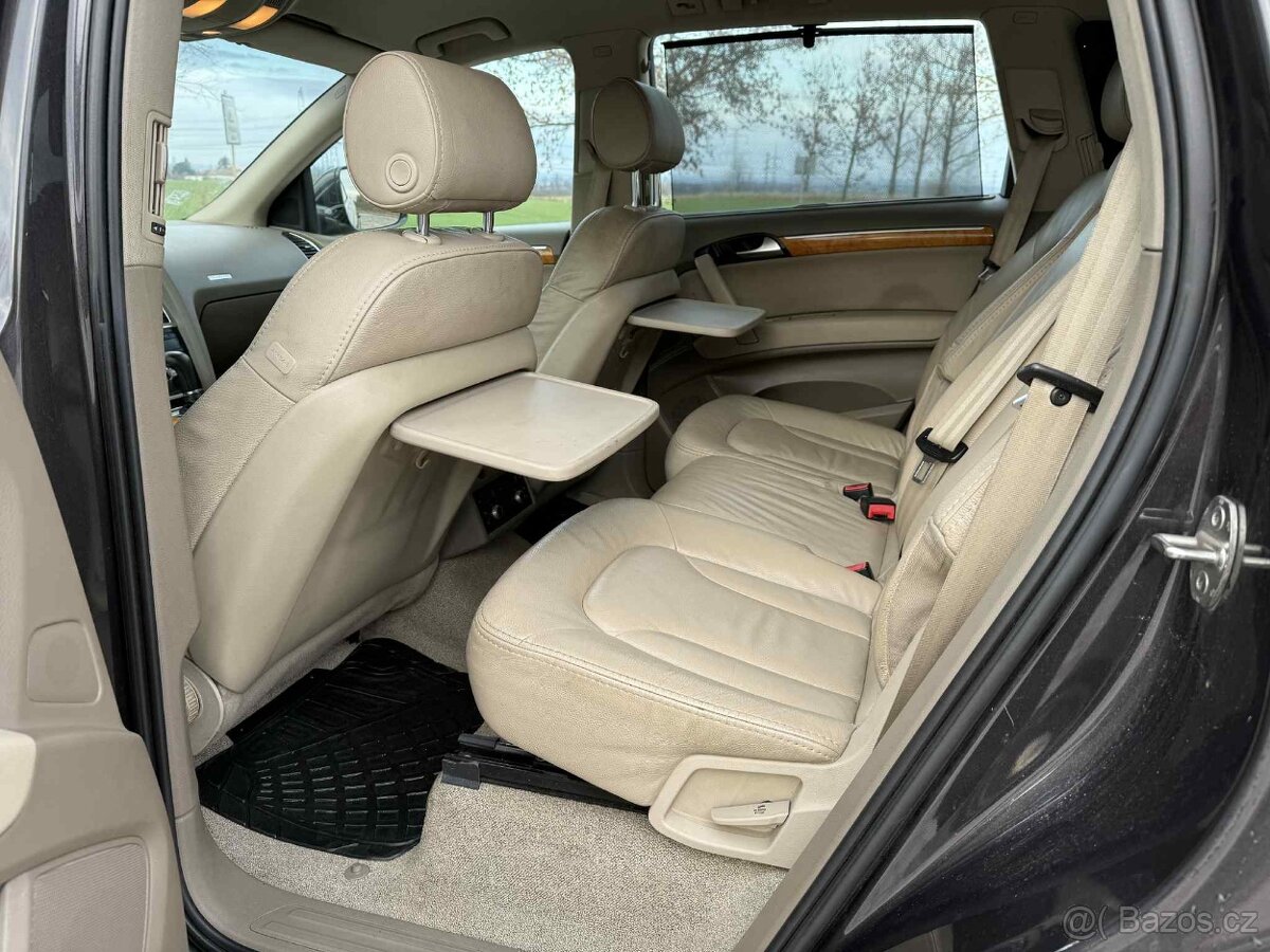 Prodám Audi Q7 - 8