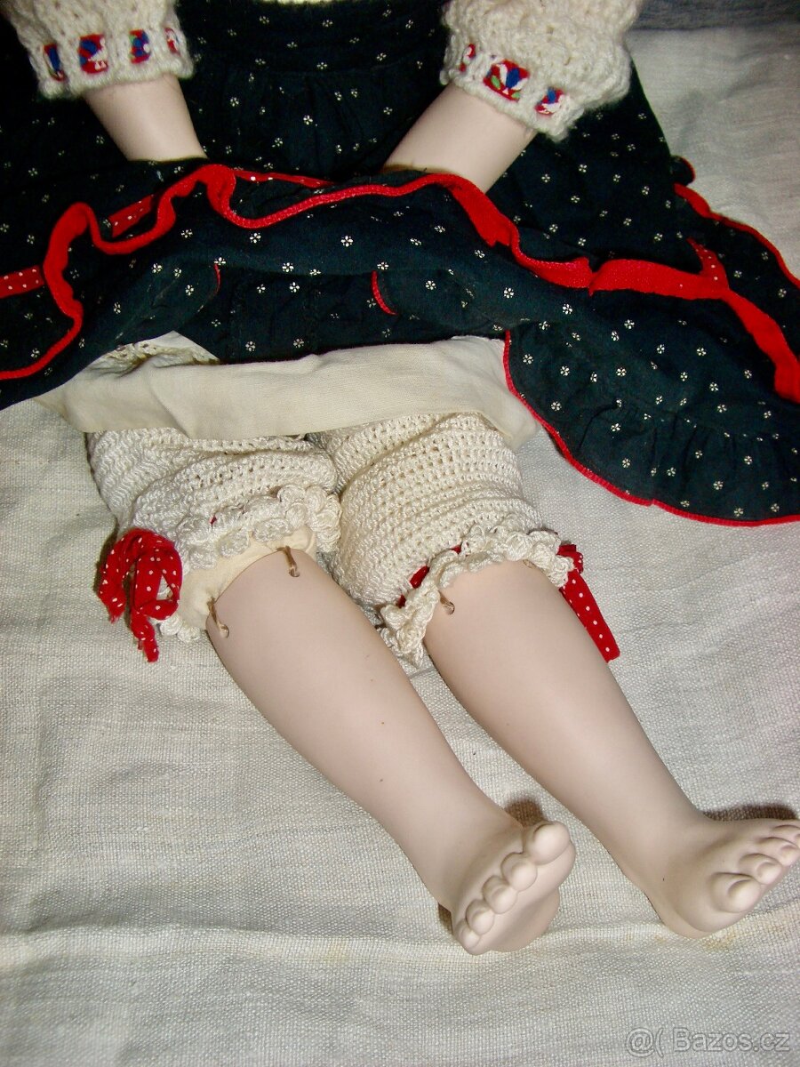 Velká porcelánová panenka 76 cm - 8