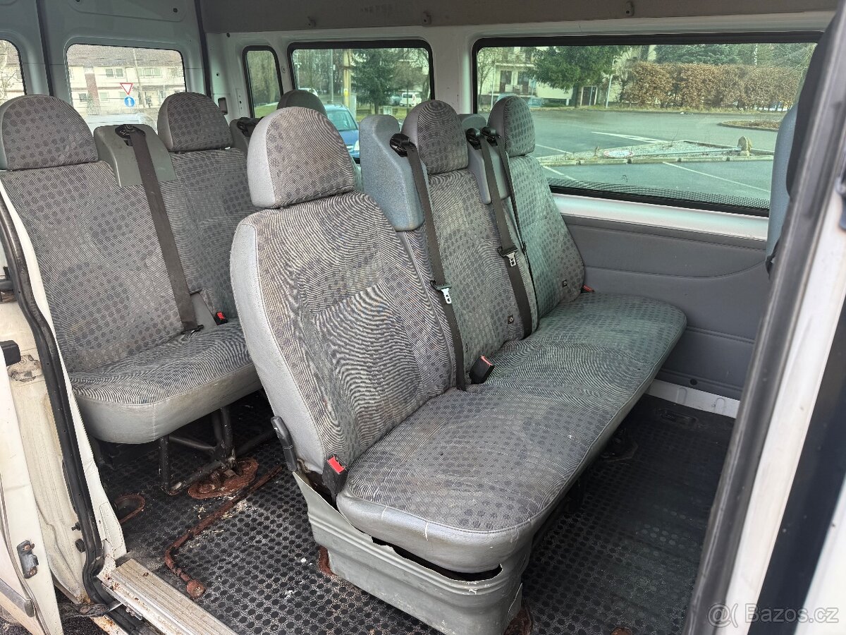 Ford Transit 2.2 TDCI 85kw 9 míst - 8