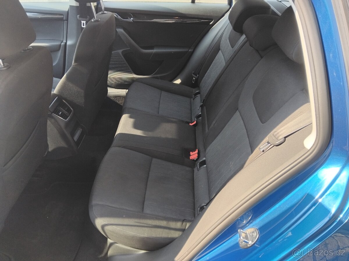 Škoda Octavia 2.0Tdi 4x4 - 8