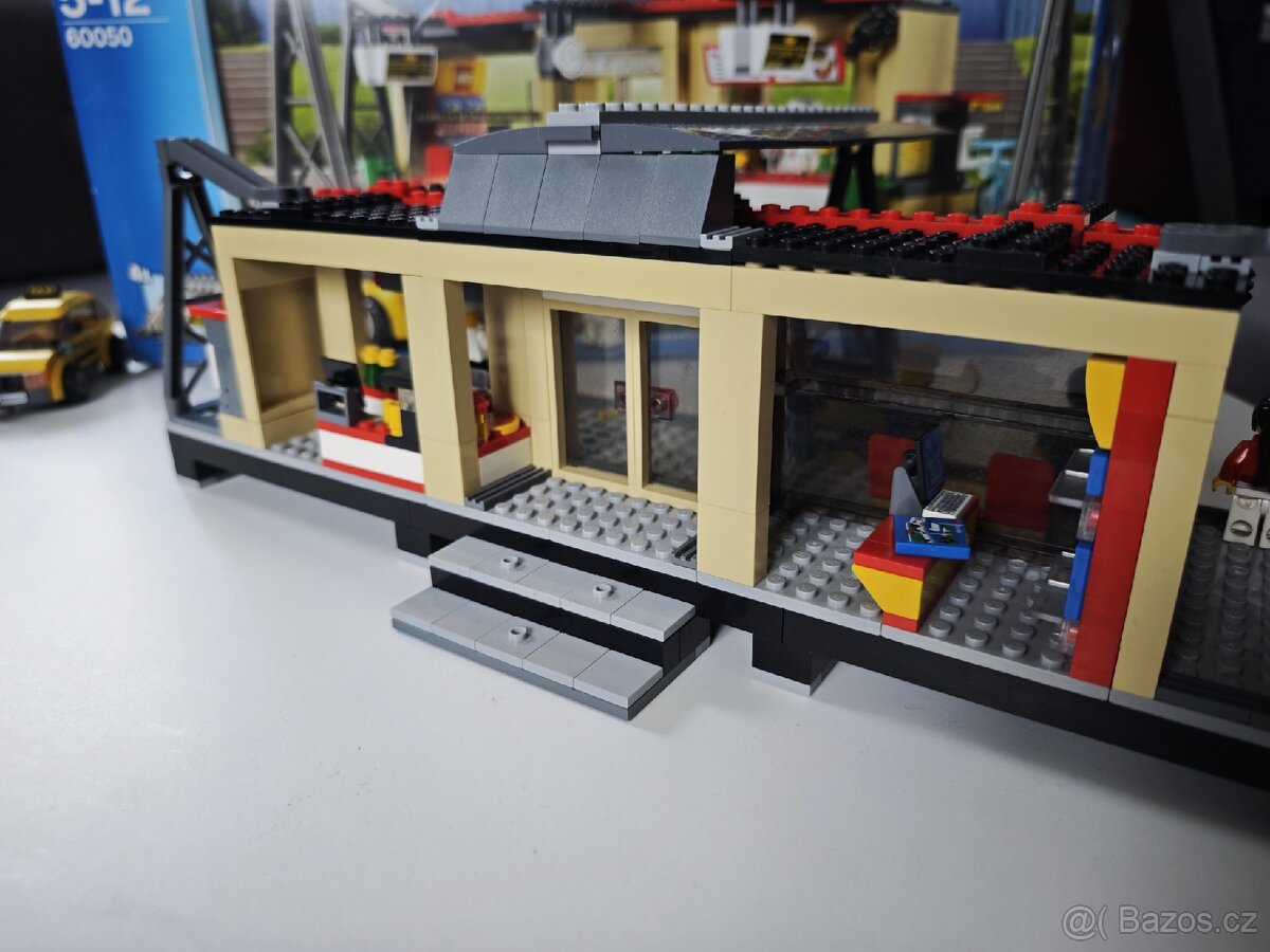 Lego 60050 - Vlakové nádraží - 8
