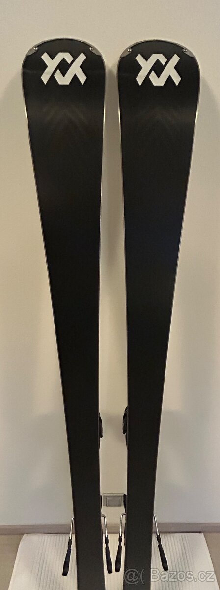 Prodám sjezdové lyže Völkl Racetiger SC 158,s vázáním Marker - 8