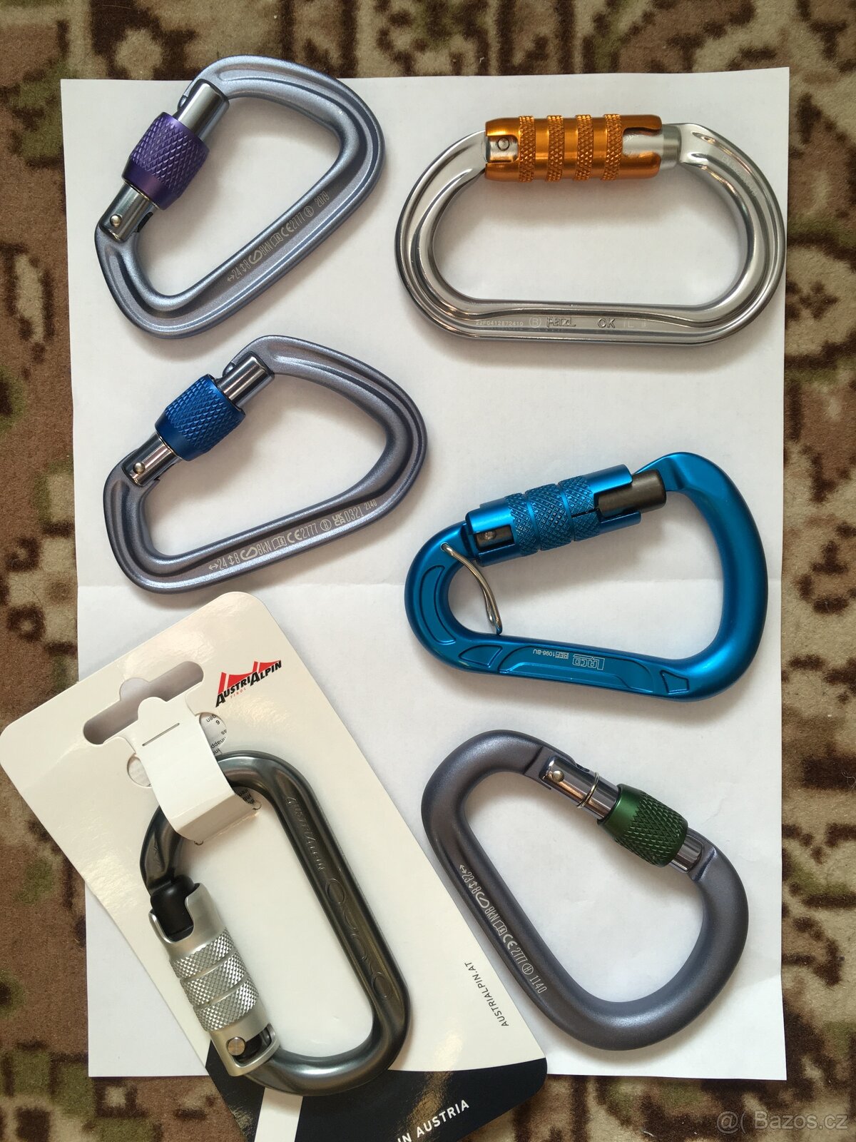 Karabíny karabínky 3 x triple-lock, 2 x screw-lock, nové - 8