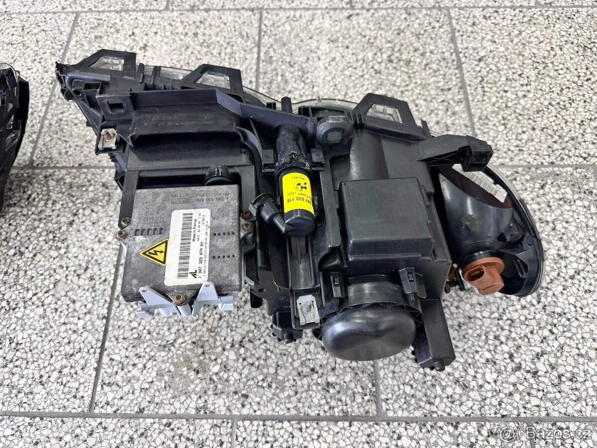 Prodam Bi-Xenon predni svetlomety BMW E46 facelift - 8