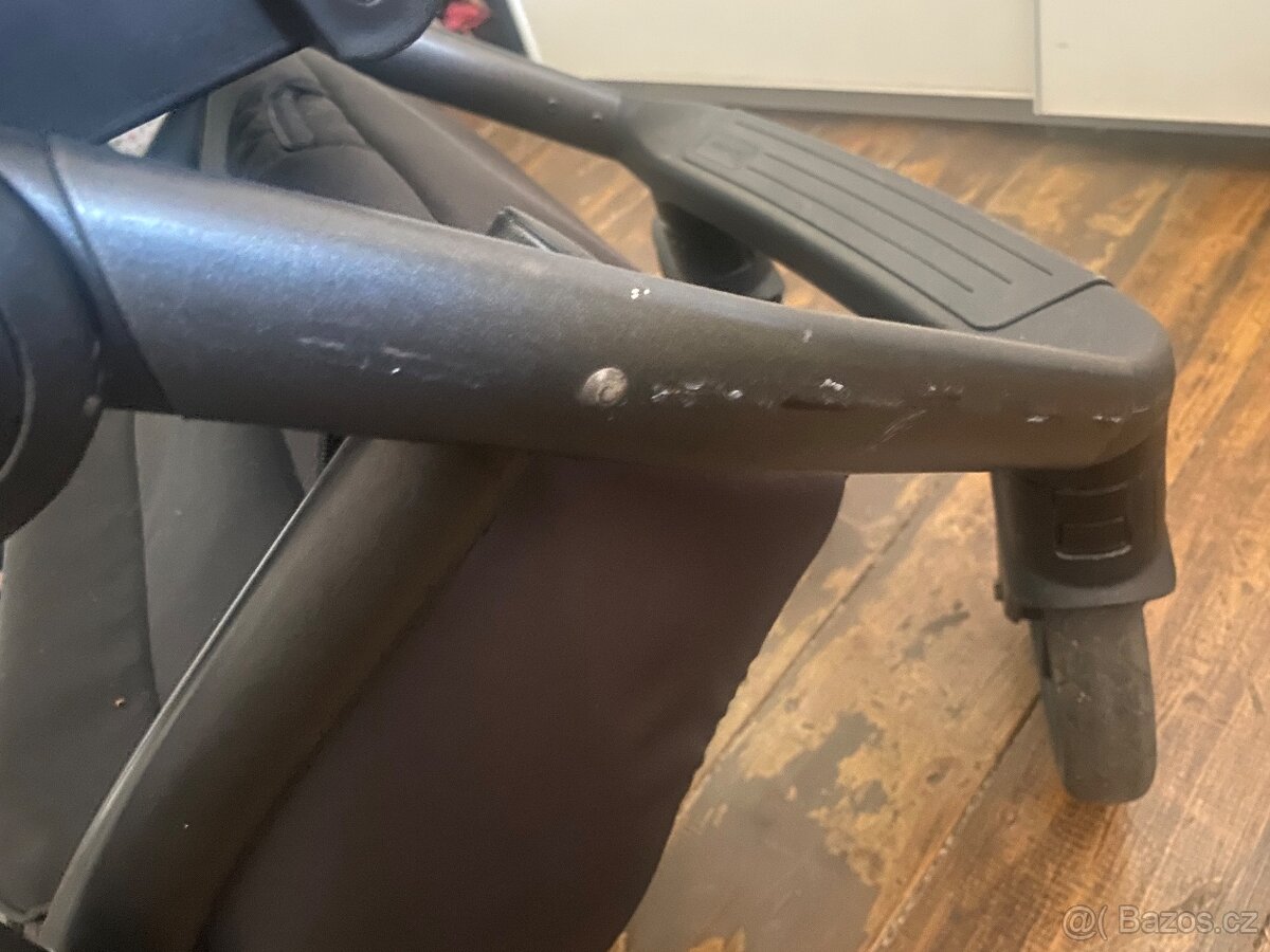 Kočárek značka bass next - 8