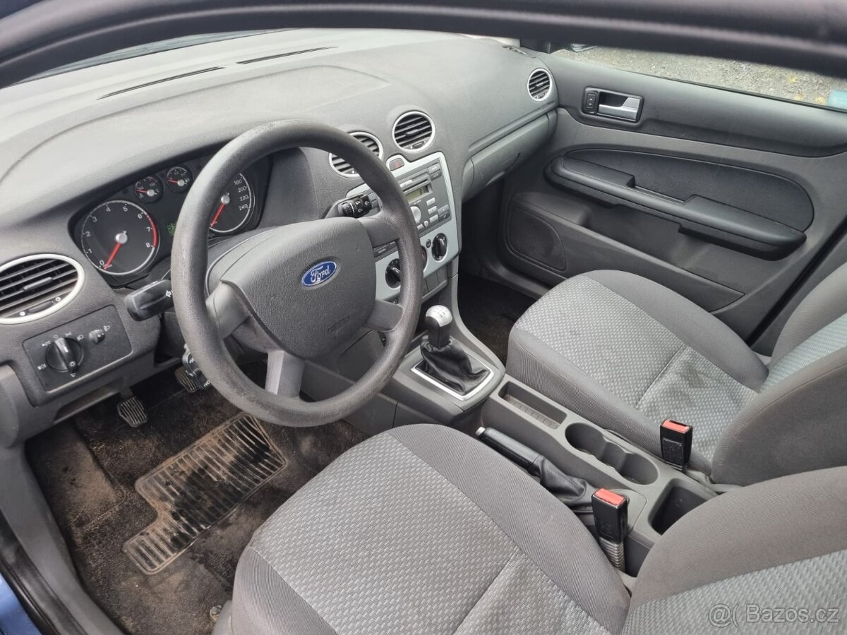 FORD FOCUS COMBI 1.6i 74KW R.V.10/2006 - 8