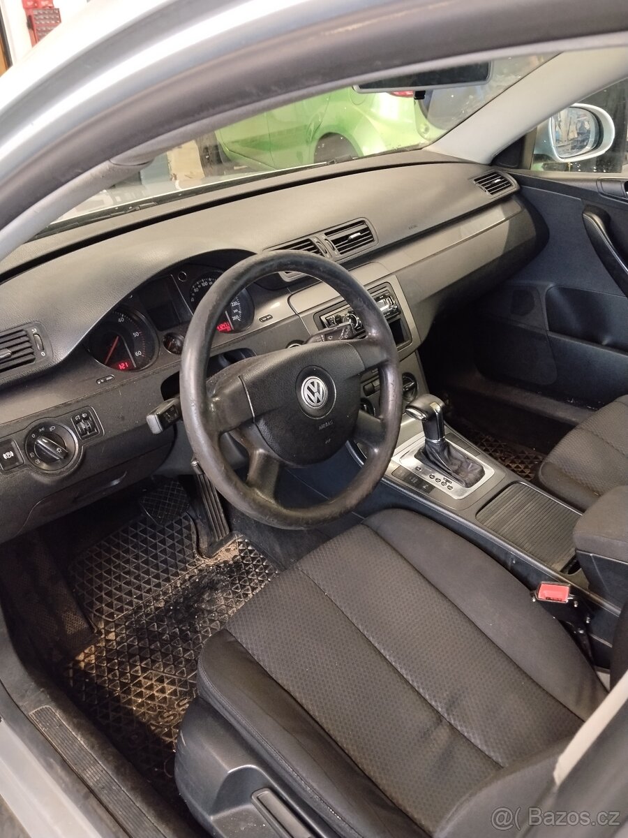 VW Passat b6 - 8
