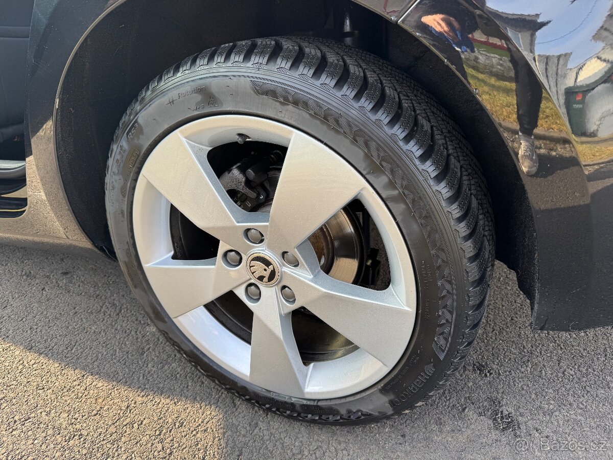 Škoda Octavia 2.0TDi 110kw DSG STYLE DPH - 8